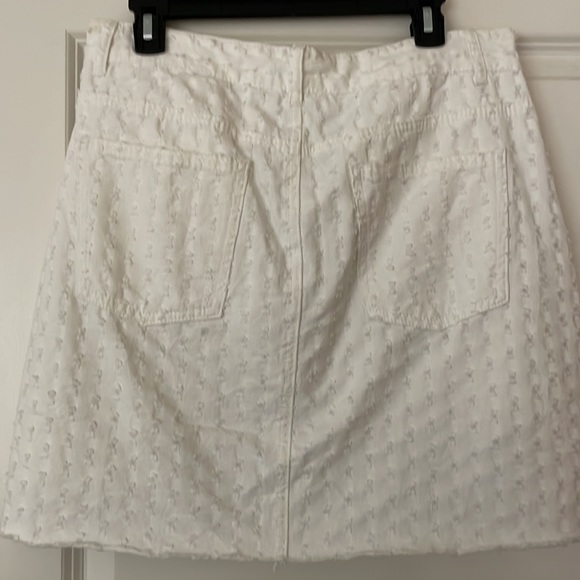 White Distressed Denim Gianni Bini Skirt - Picture 4 of 4